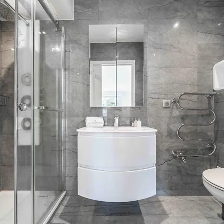 Apartamento Beautiful 3 Bedroom Close To The Martinez Cannes